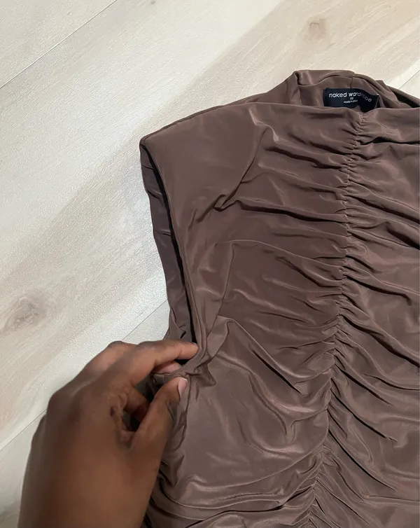 Naked Wardrobe NEW Women XS Espresso Brown Ruched Sleeveless Top Minimalist Chic - Image 4