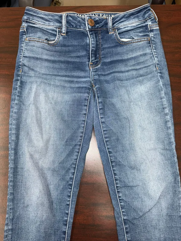 American Eagle Super Stretch Denim Jeggings Size 4 Short - Image 2