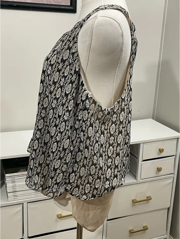 Maurices Sheer Hi-Low Blouse (L) - Image 2
