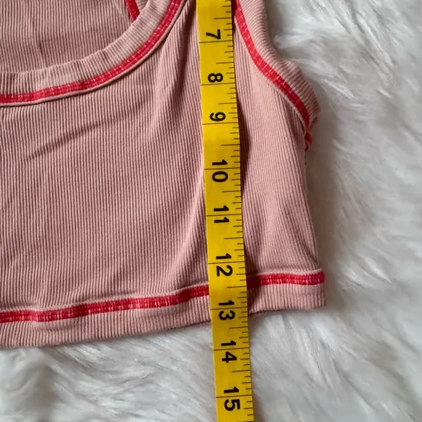 Bootaybag Women's Tan and Red Crop Sleep Shirt Size M - Image 4