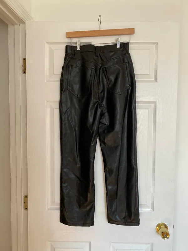 Abercrombie The 90s Straight Ultra High-Rise Vegan Leather Pants XS Length - Image 2
