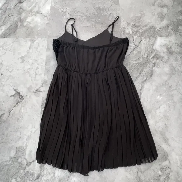 NWT En Creme Black Pleated Velour Chiffon Dress‎ Size Small S - Image 3