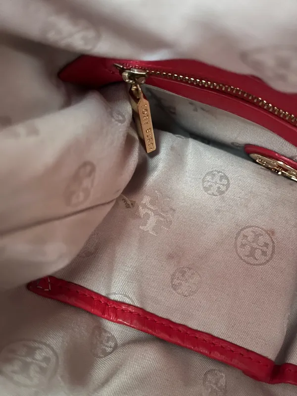 Tory Burch Red Leather ‘Kipp Foldover’ Convertible Messenger Crossbody Clutch - Image 13