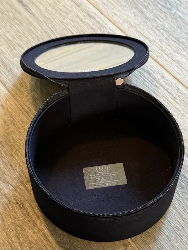 DIOR Beauty Vanity Case Round Makeup Bag With Mirror NEW! - Image 6