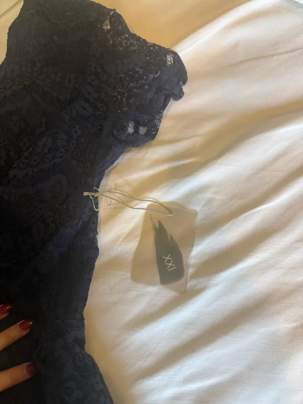 Forever 21 navy lace blouse - Image 2