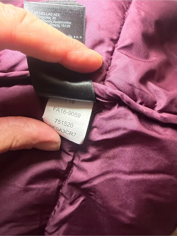The North Face 550 Fill Goose Down Puffer Vest Plum Quilted XS - Image 11