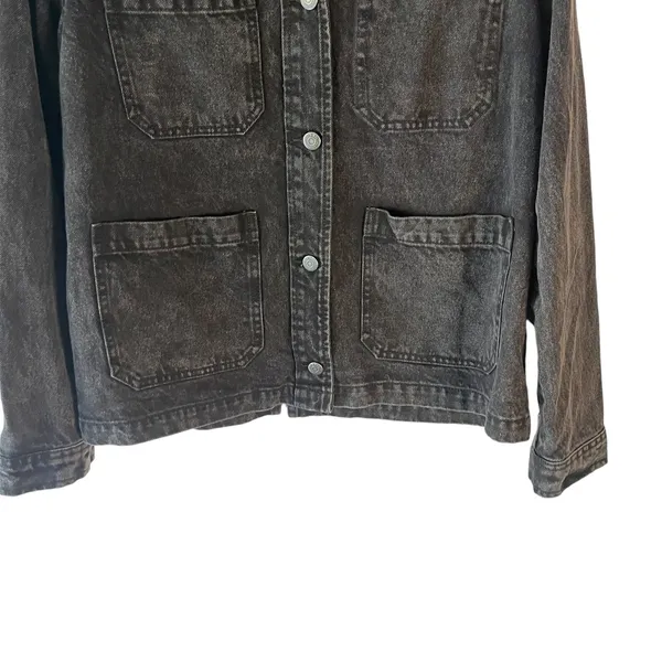 Old Navy Women's Size Medium Black Denim Button Up‎ Trucker Jacket - Image 3