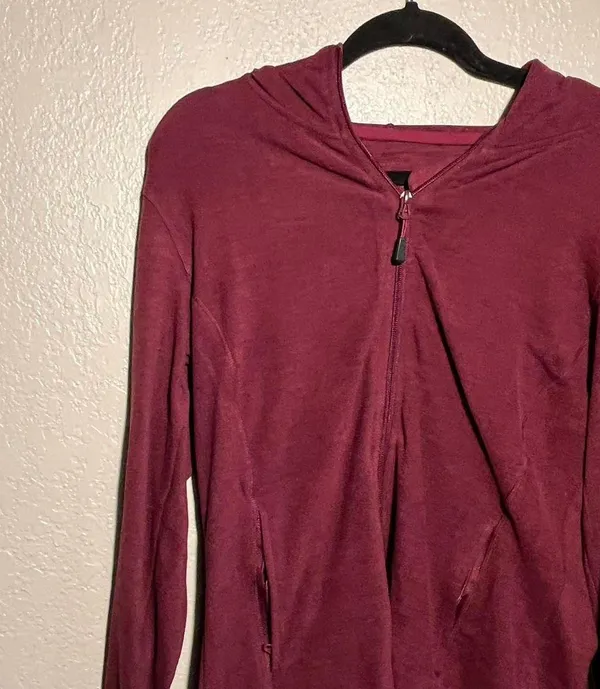 Pink-violet Women's Burgundy and Red Hoodie Zip-Up Medium Sweatshirt Jacket Y2K - Image 2