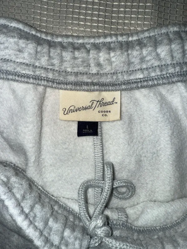 Universal Threads  man sweatpants - Image 2