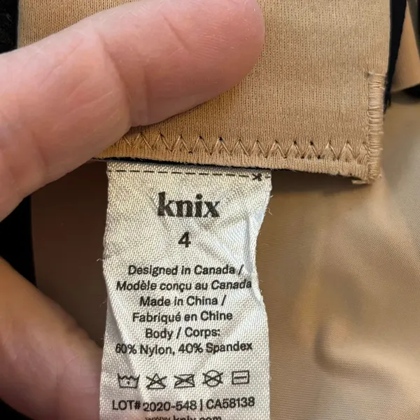 Knix Size 4 Evolution Wireless Bra Black Wirefree Convertible - Image 4