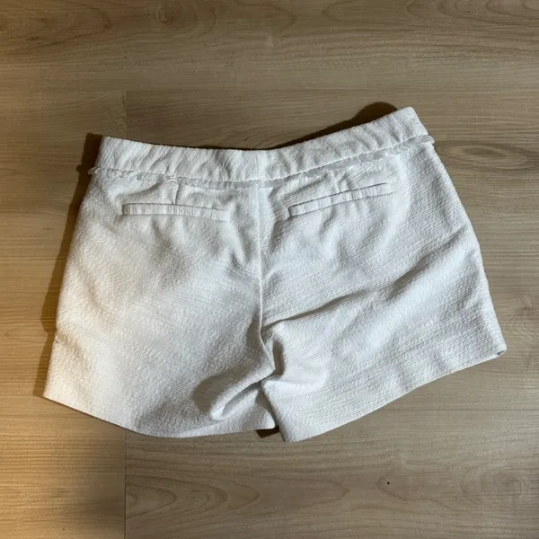 Lilly Pulitzer‎ White Textured Shorts Women's Size 2 Button Fly Casual Summer - Image 7