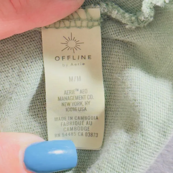 285 | OFFLINE by Aerie Womens Medium Raw Hem V-Neck Cropped T-Shirt‎ Sage Green - Image 5