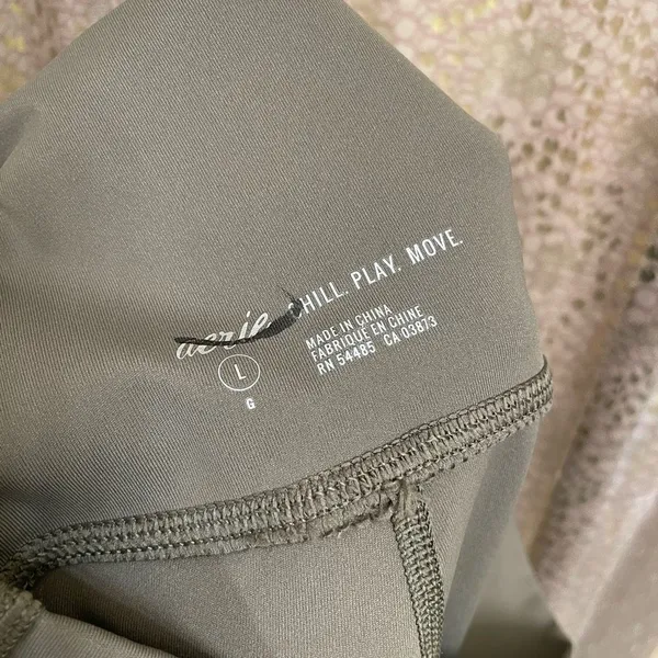 Aerie Chill Play Move Olive Green leggings, L‎ - Image 4