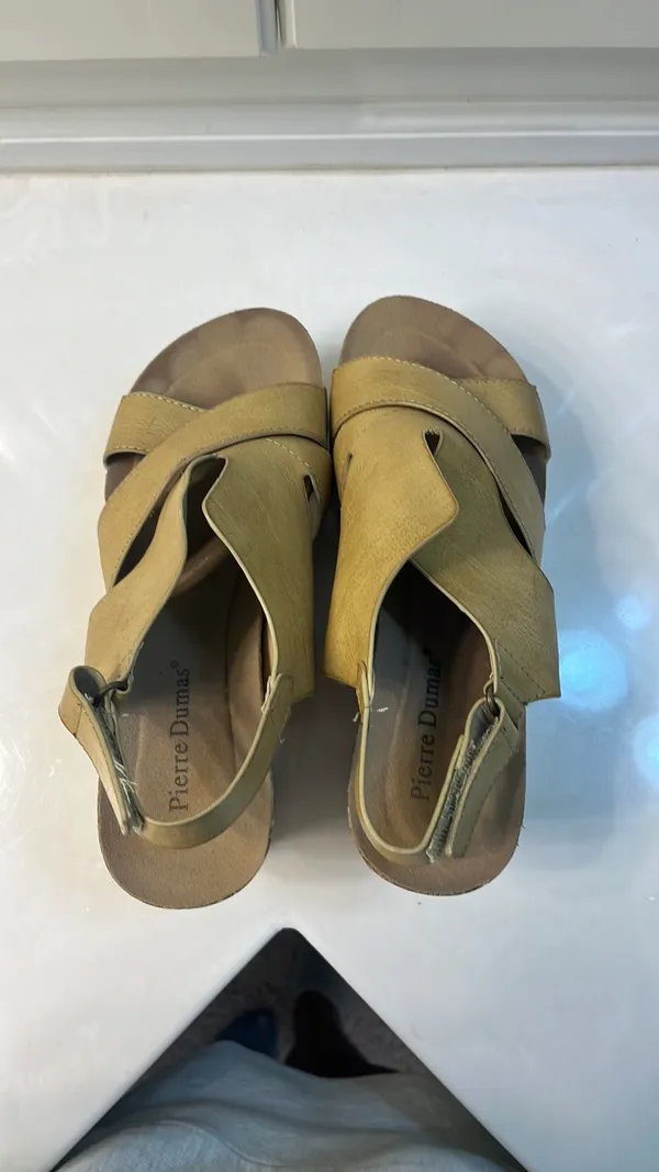 Pierre Dumas wedges  - Image 2