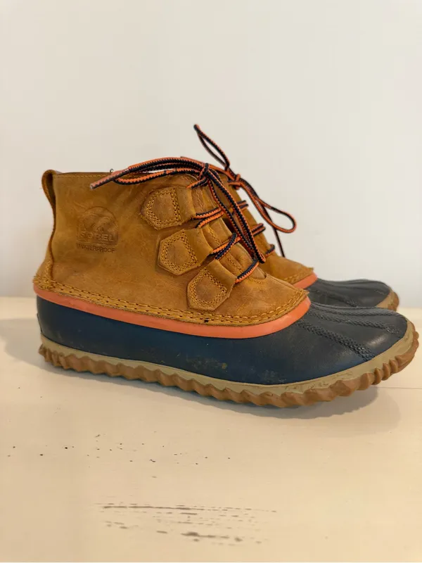 Sorel Out N About Leather Duck Boots Waterproof Ankle Booties Womens 8 - Image 2
