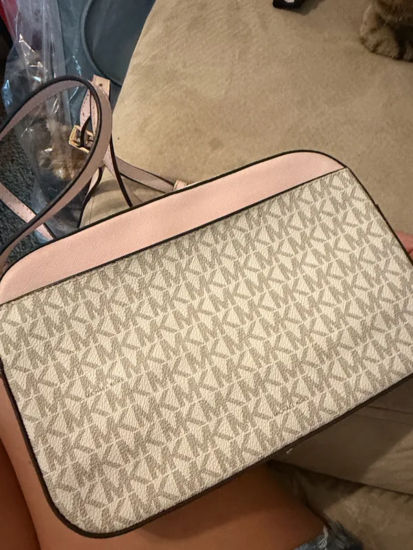 Michael Kors pink and white crossbody  - Image 3