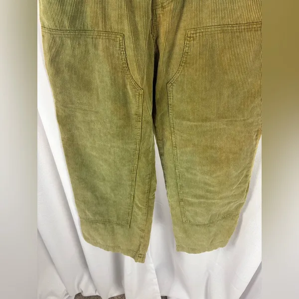 BDG Olive Green Corduroy Cargo Pants, Straight Leg, plus size 36 EUC‎ - Image 3