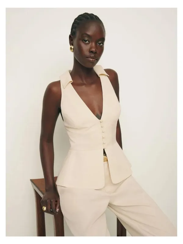 Reformation Rylan Top in Cream 8 Womens Sleeveless Collared Button up - Image 11