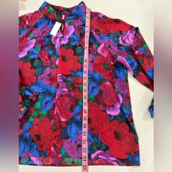 Talbots Vibrant Floral Blouse in Red and Purple - Image 6