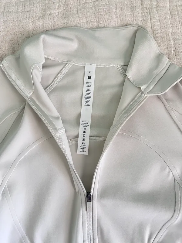 Lululemon Define Cropped Jacket - Image 5