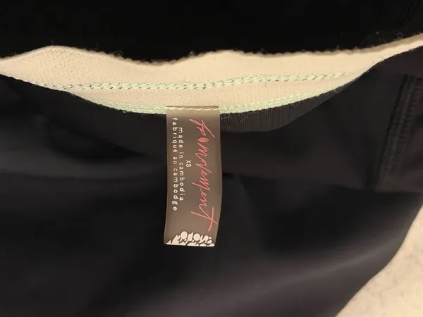 Free People Black Shorts Movement XS - Image 4