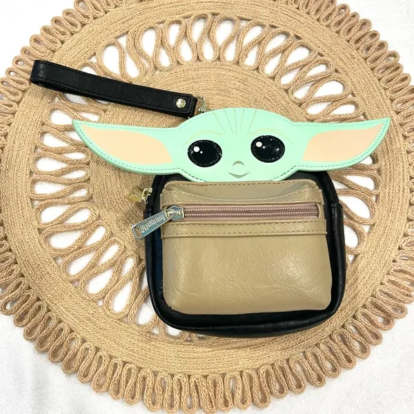 Disney Store Loungefly The Mandalorian Grogu The Child Wristlet - Image 2