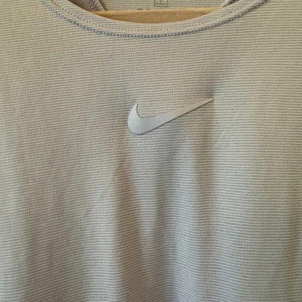 Nike Running Dri Fit‎ Women’s Swoosh Logo Purple Tank Size Medium Racerback NWT - Image 2