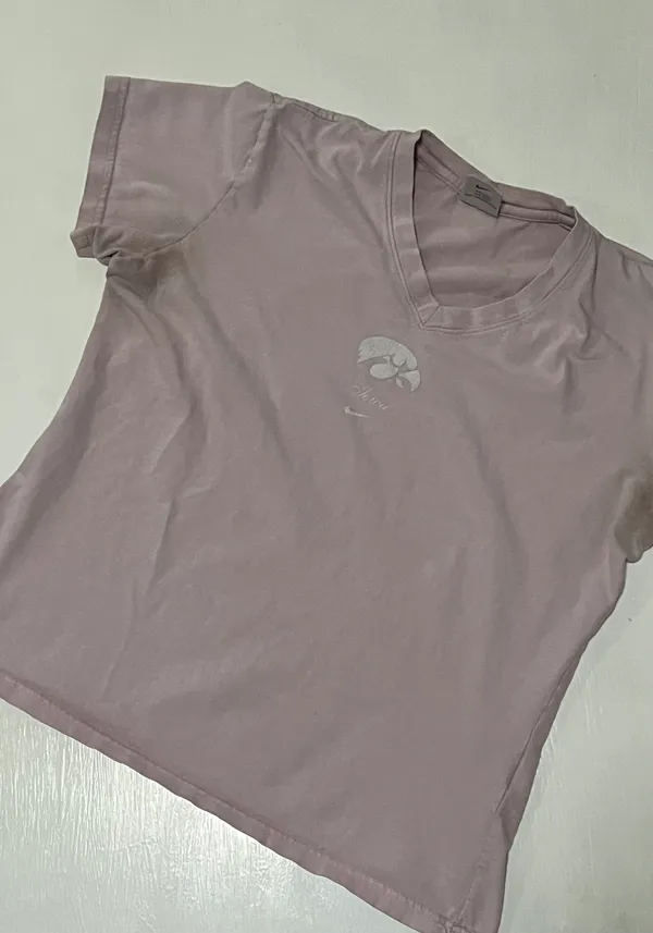 Nike vintage university of iowa shirt - Image 2