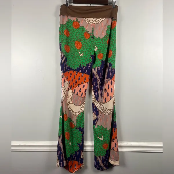 Judith March fold over wide leg printed pants size medium - Image 3
