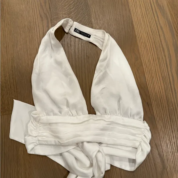 Zara Ivory Halter Neck Top - Image 4