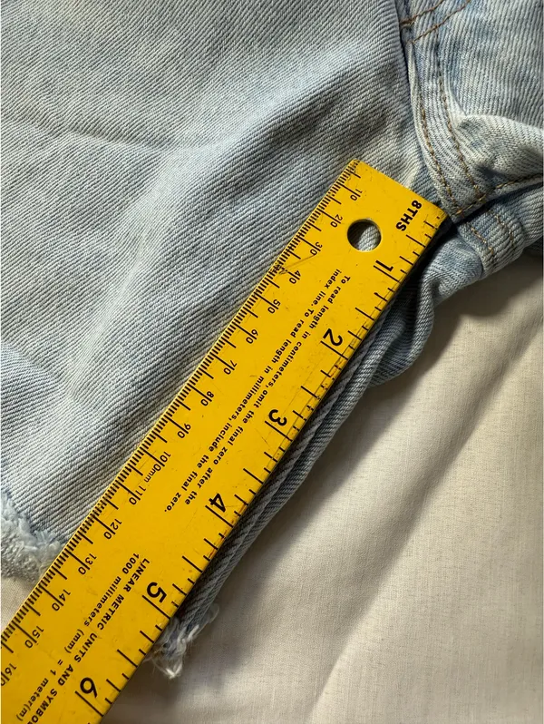 501 Levi’s Shorts High-Rise Premium Denim - Image 10