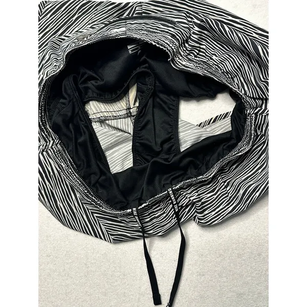 Nike Dri-Fit Running Shorts Women’s Medium Zebra Print Lined Pocket Drawstring - Image 5