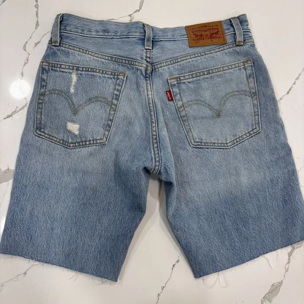 Levis Shorts Womens Size 26 Cut Off 501 Jean Denim Shorts - Image 2