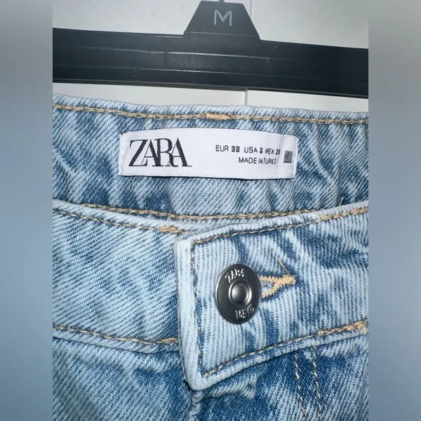 NWT ZARA high waist wide legs distressed seams 💙 - Image 6