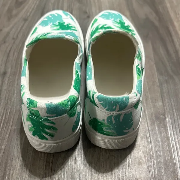 J. Crew White and Green Women's Sneakers - Image 10