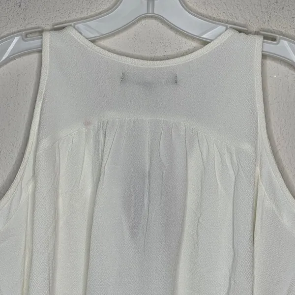 Romeo &‎ Juliet Couture Top nwt - Image 4