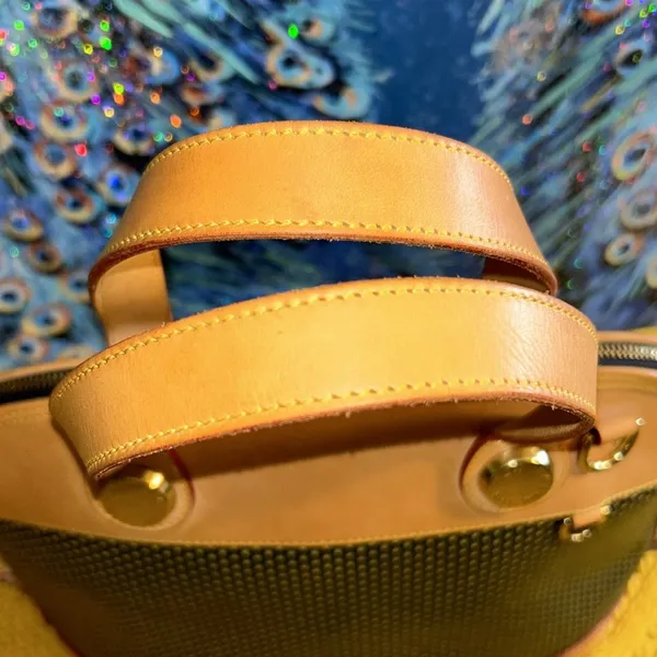 Dooney & Bourke Vintage Leather Satchel Handbag - Image 3