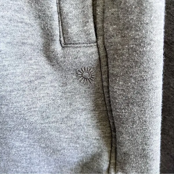 UGG Women's Pichot Turtleneck Fleece Pockets Grey‎ Cape Poncho Grey Cozy Drapey - Image 5