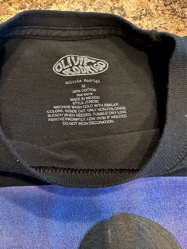 Olivia Rodrigo SOUR tour concert Tee - Image 5