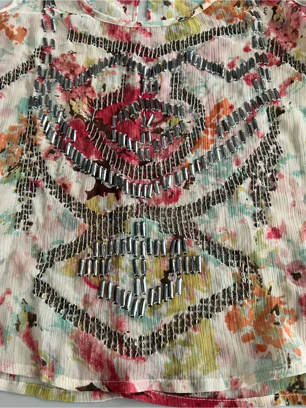 Floral Beaded Sleeveless Tank Top - M Multicolor - Image 2
