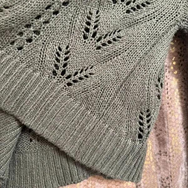 American Eagle Olive Green Pointelle Open Knit Cropped Cardigan XS - Image 7