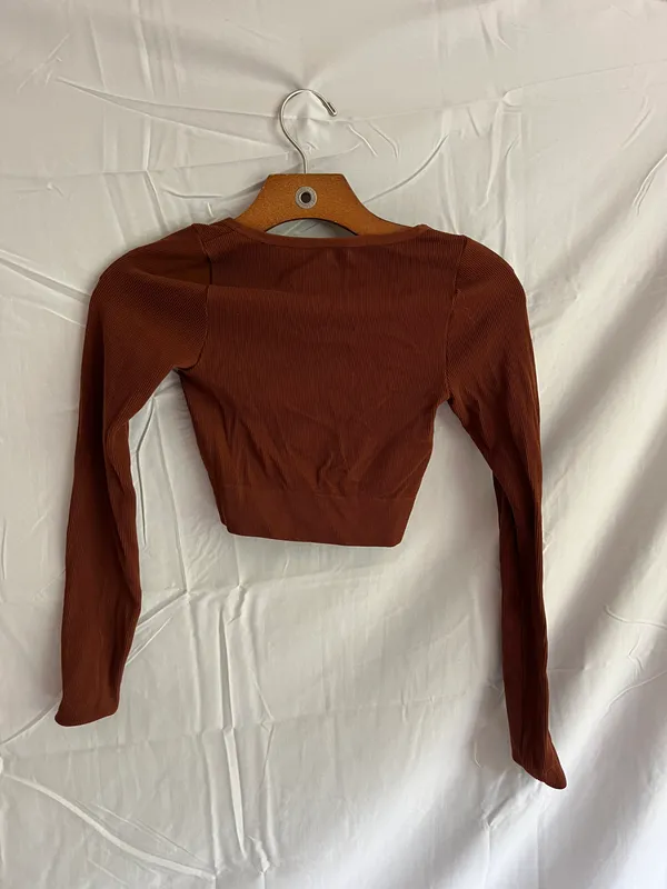 Wild Fable Long Sleeved Crop Top - Image 3