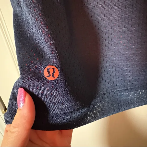 Lululemon Double-Layered Mesh Reversible Tank. NWT SZ Large TRNV/ATRU - Image 4