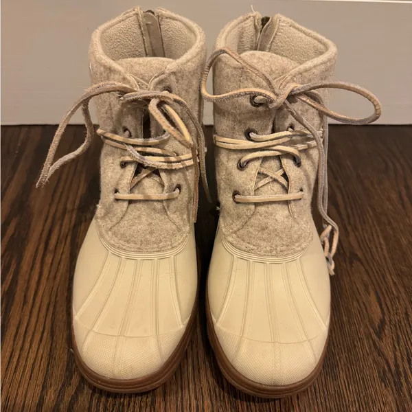 Sperry boots size 6 - Image 2