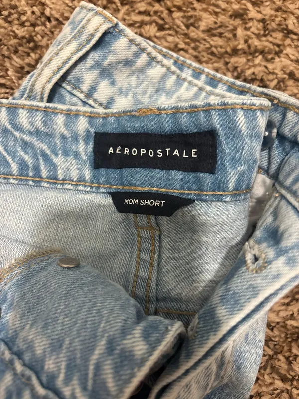 Aeropostale Shorts Denim - Image 3