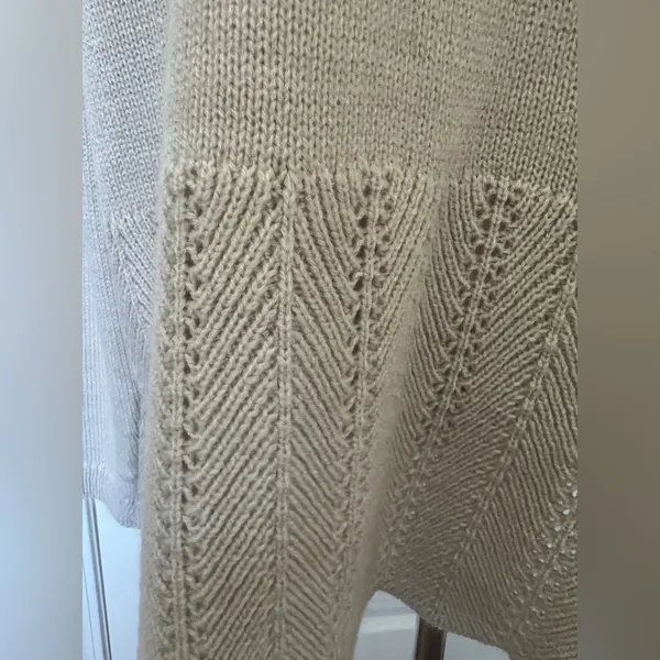 Olive And Vine Women's Cream Cowl Neck Sweater with Button Accents Sz XXL - Image 3