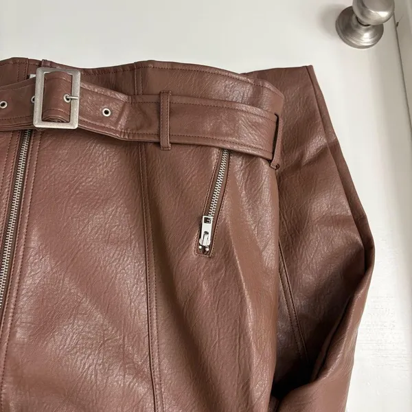 Old Navy Brown Leather Jacket Asymmetrical Zipper Moto Style - Image 4
