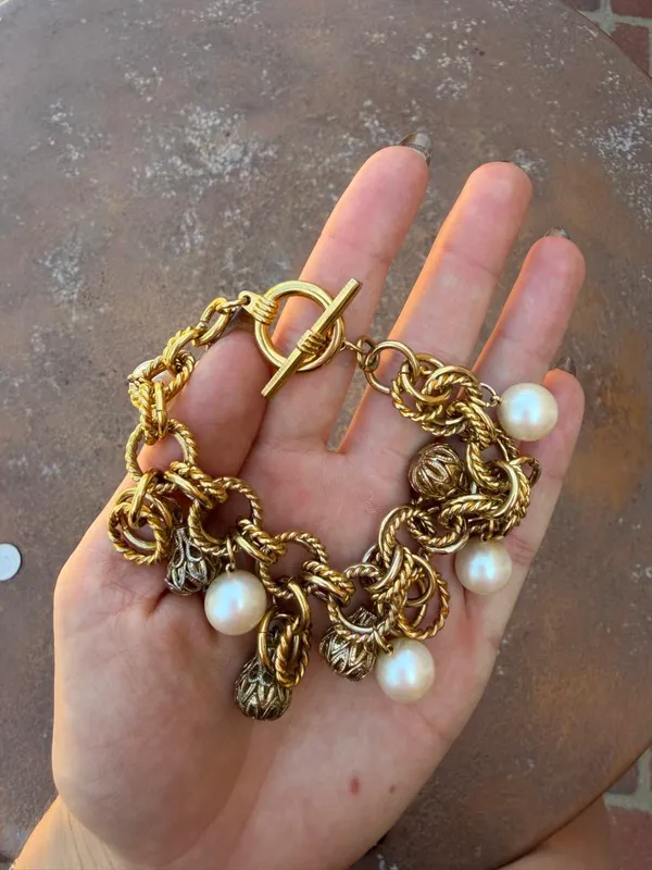 vintage gold-tone chain-link charm bracelet featuring chunky twisted links, faux pearls, ornate metal charms & front toggle clasp #statement - Image 3