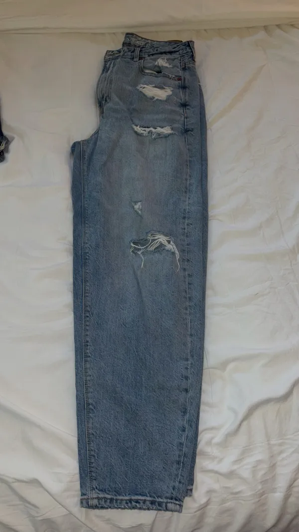 American Eagle Jeans - Image 2
