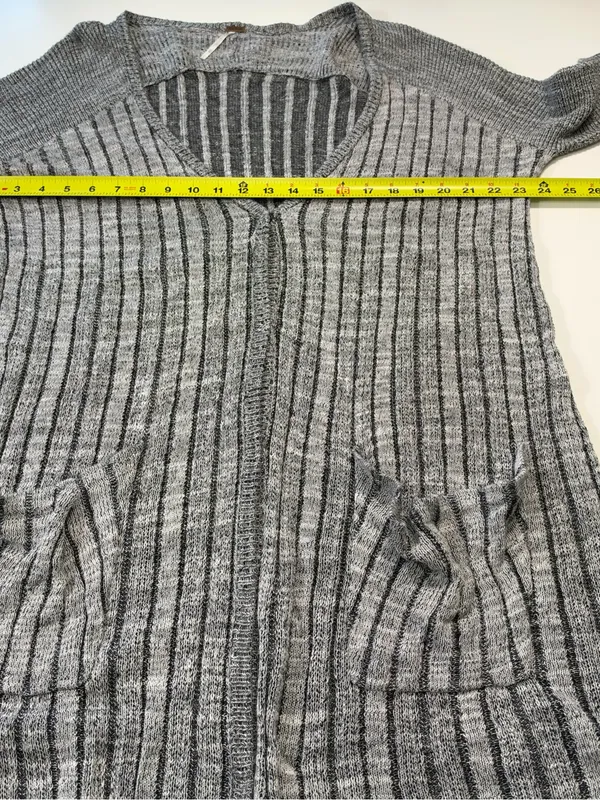 Free People Cotton Blend Heather Gray Longline Ribbed Cardigan Size Medium - Image 4